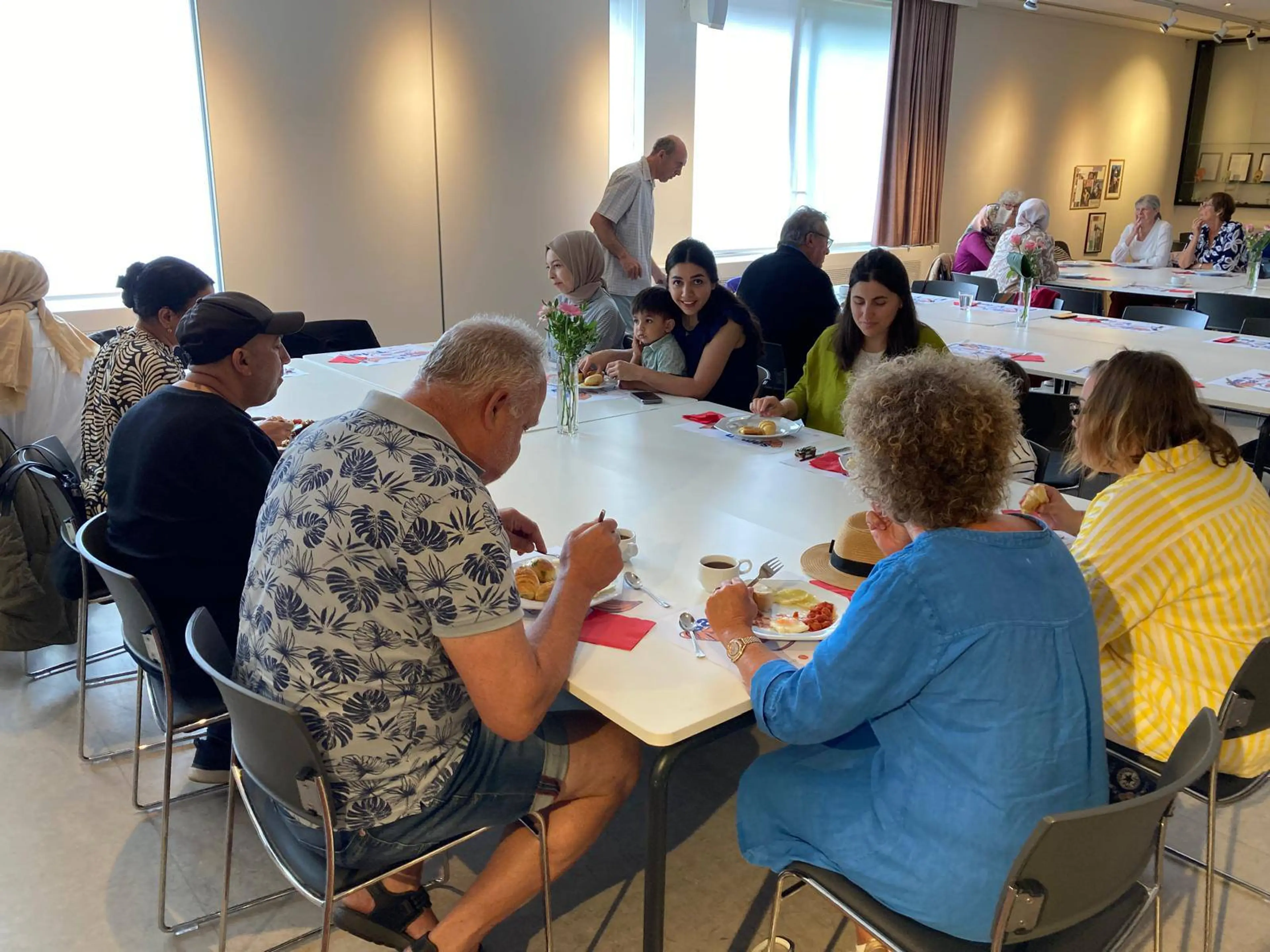 Brunch samen aan tafel Hasselt 2025 5